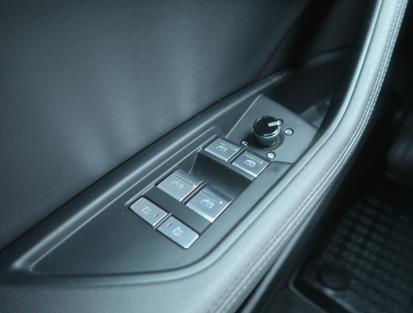 Audi e-tron, 2019