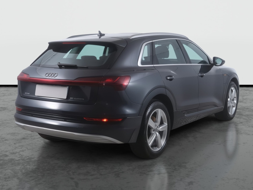 Audi e-tron, 2019
