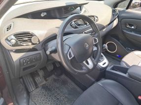 Renault Scenic - 2012