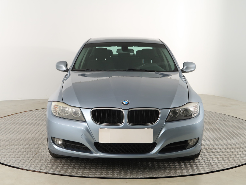 BMW 3, 2010