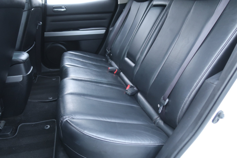 Mazda CX-7, 2012