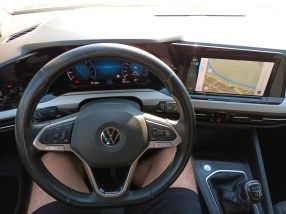 Volkswagen Golf - 2022