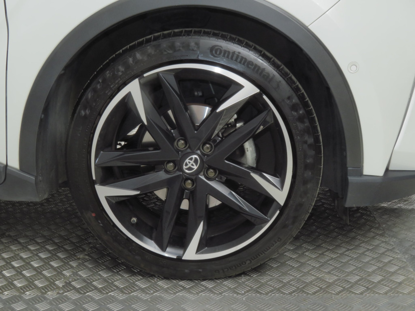Toyota C-HR, 2021