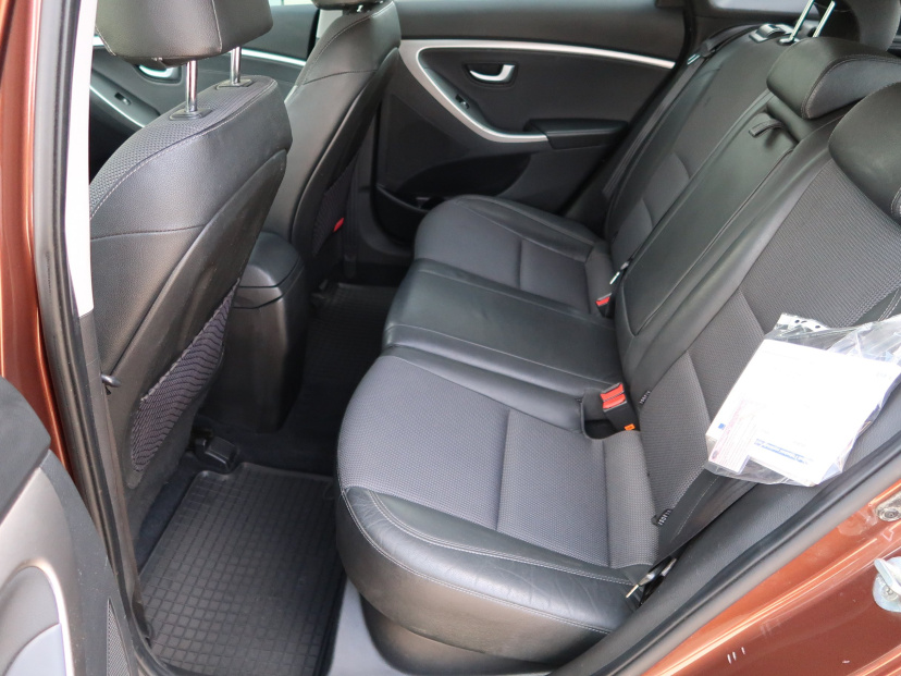 Hyundai i30, 2013