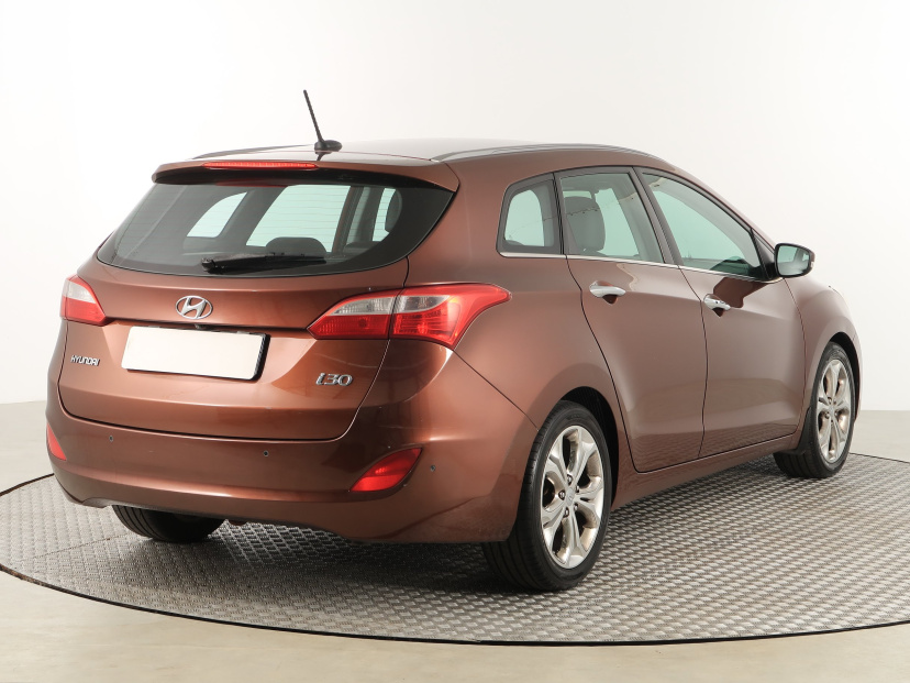 Hyundai i30, 2013