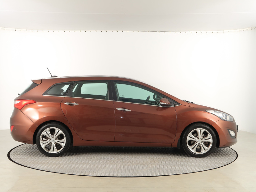 Hyundai i30, 2013