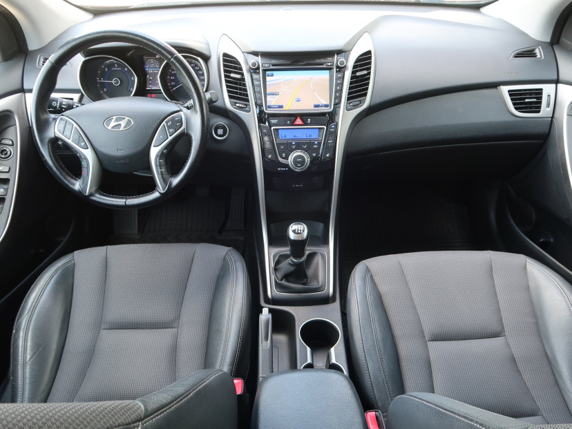 Hyundai i30, 2013