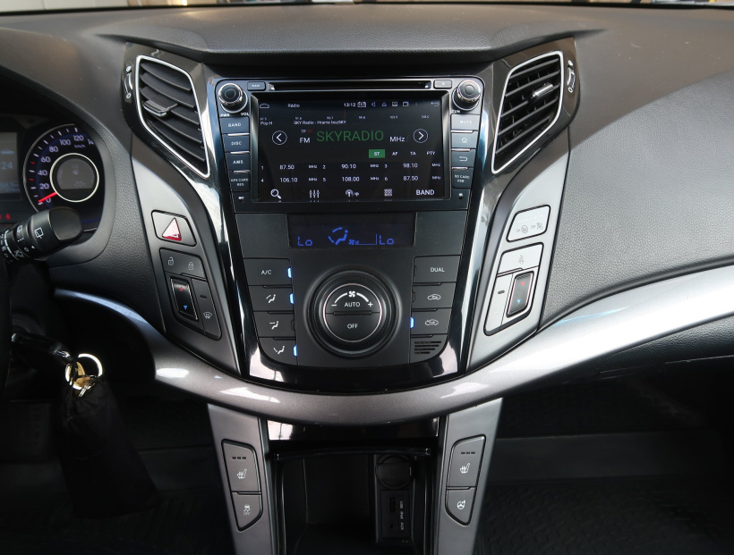 Hyundai i40, 2014