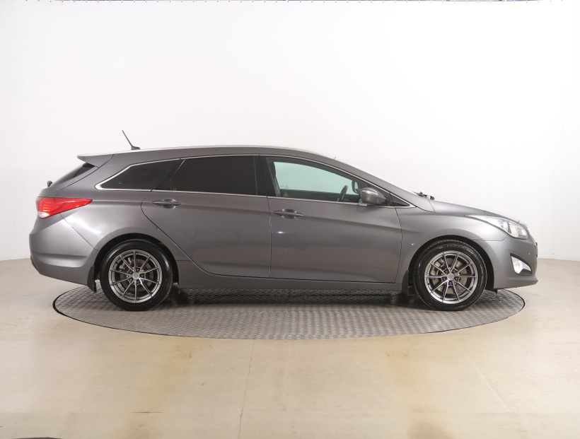 Hyundai i40, 2014