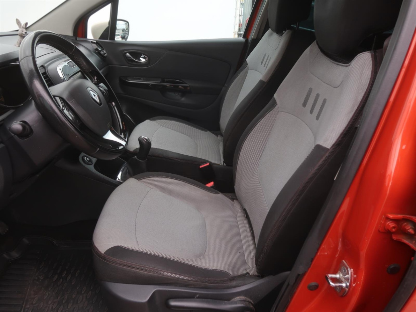 Renault Captur, 2013