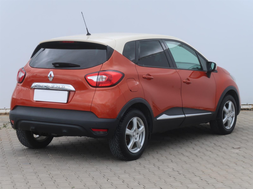Renault Captur, 2013