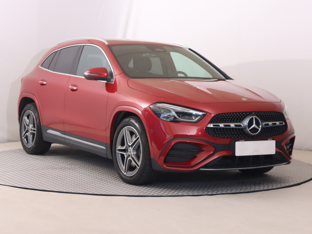 Mercedes-Benz GLA 2024