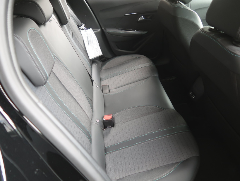 Peugeot 208, 2022