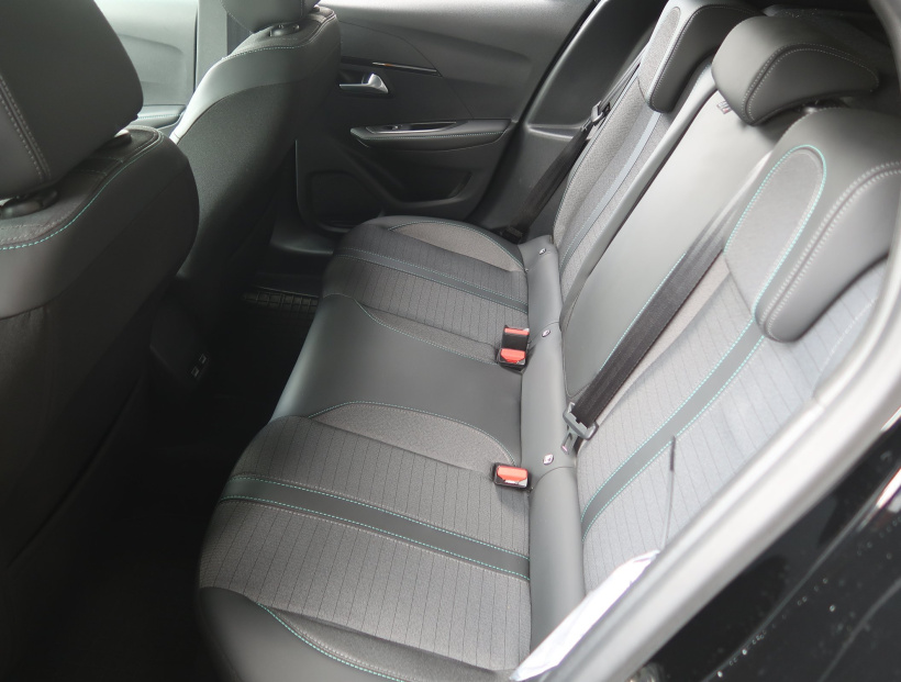Peugeot 208, 2022