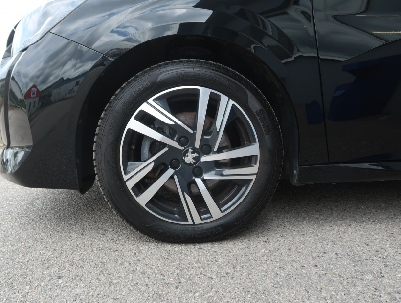 Peugeot 208, 2022