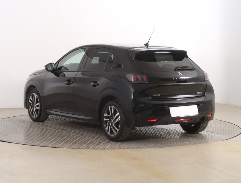 Peugeot 208, 2022