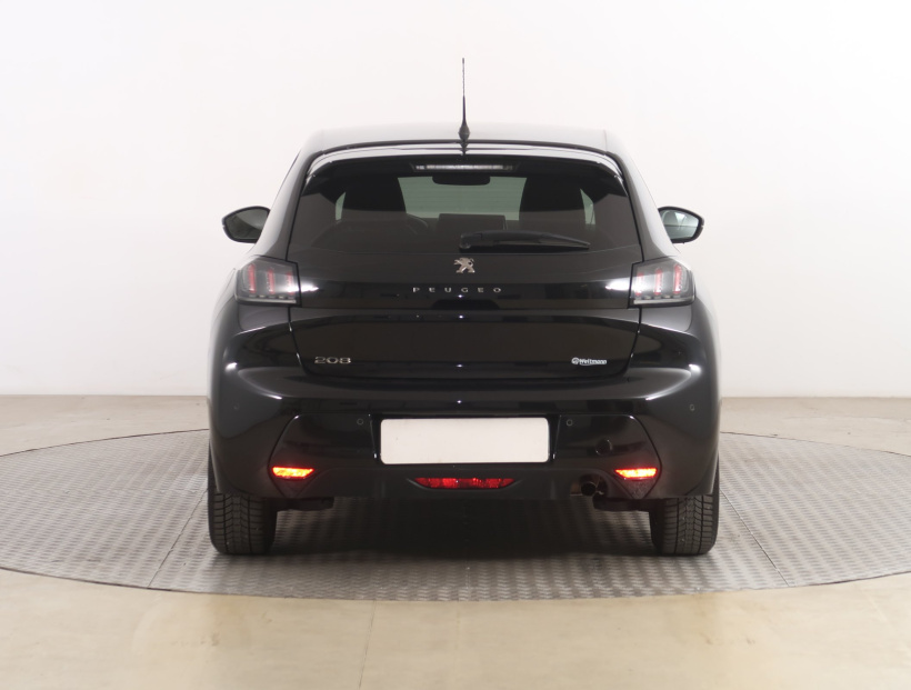 Peugeot 208, 2022
