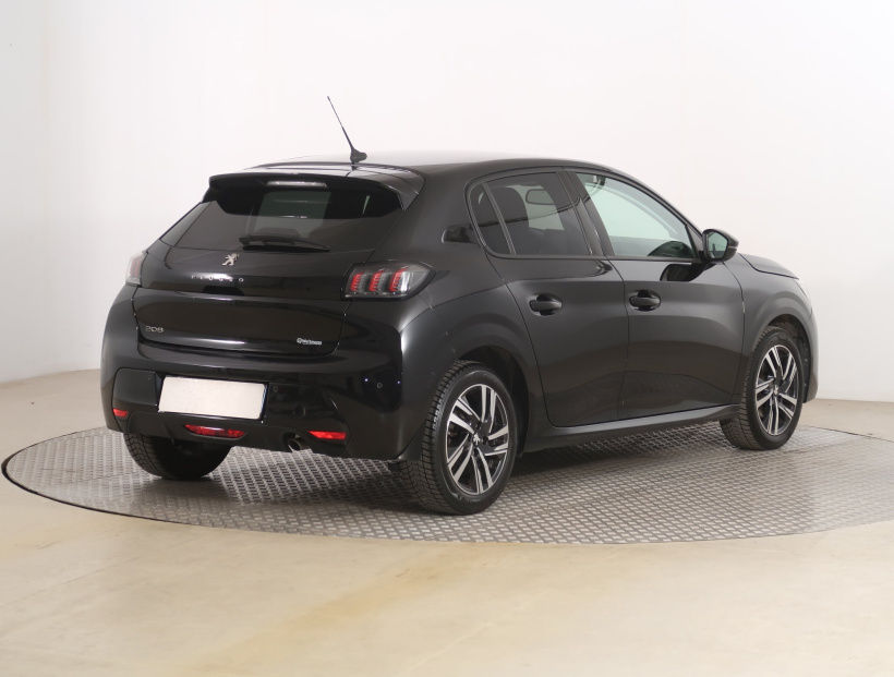 Peugeot 208, 2022