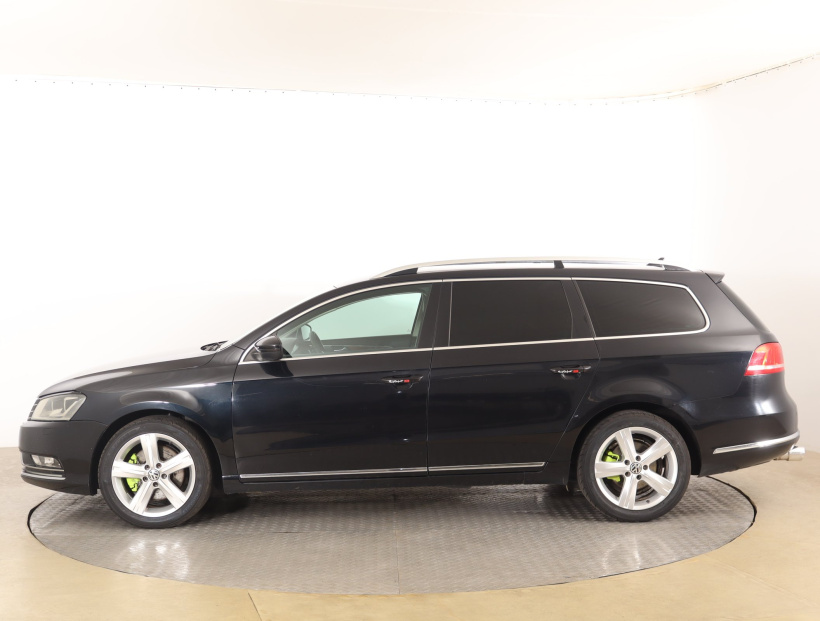 Volkswagen Passat, 2011