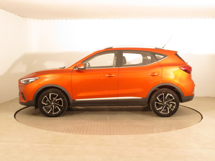 MG ZS SUV, 2022