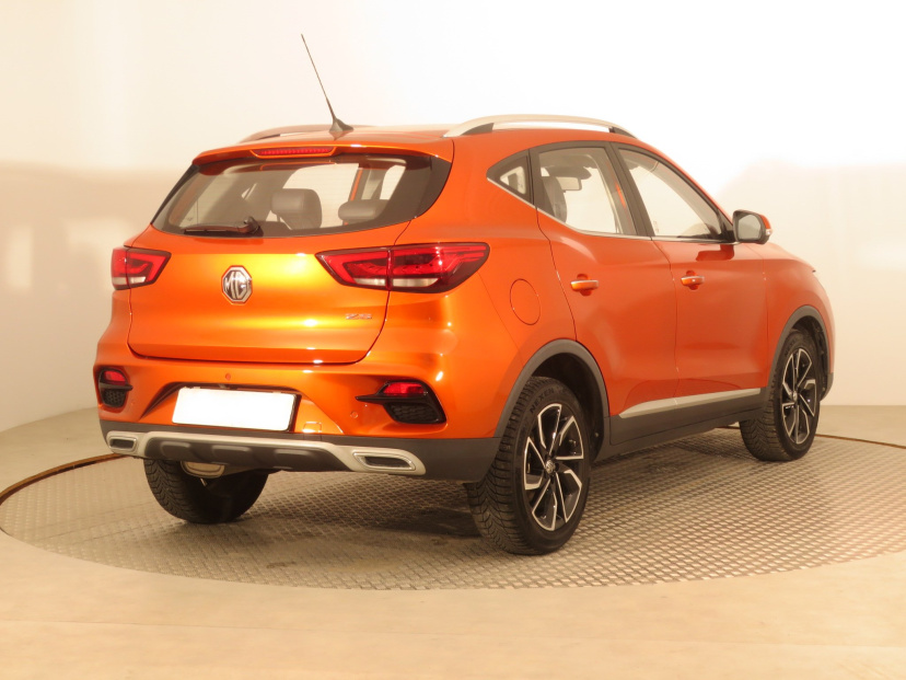 MG ZS SUV, 2022