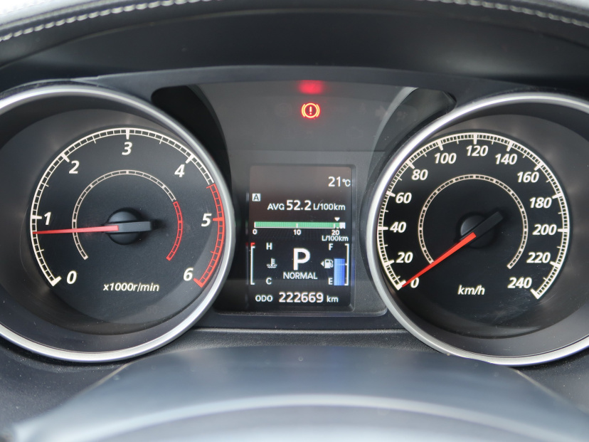 Mitsubishi Outlander, 2010