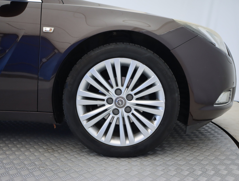 Opel Insignia, 2012