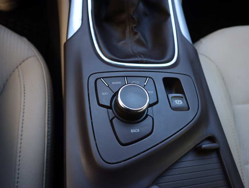 Opel Insignia, 2012