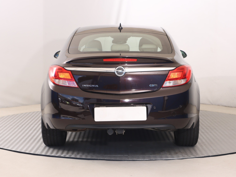 Opel Insignia, 2012