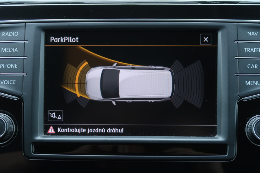 Volkswagen Touran, 2015