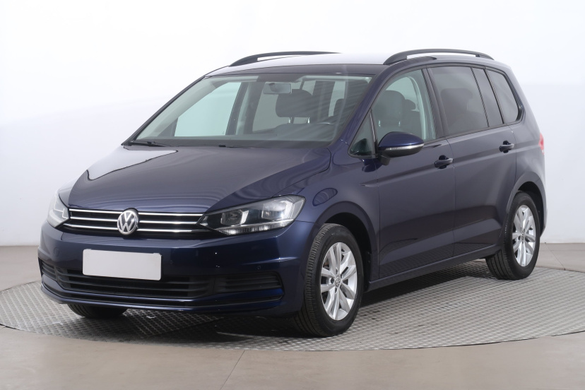 Volkswagen Touran, 2015