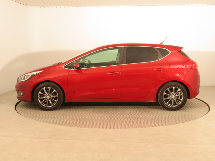 Kia Ceed, 2012