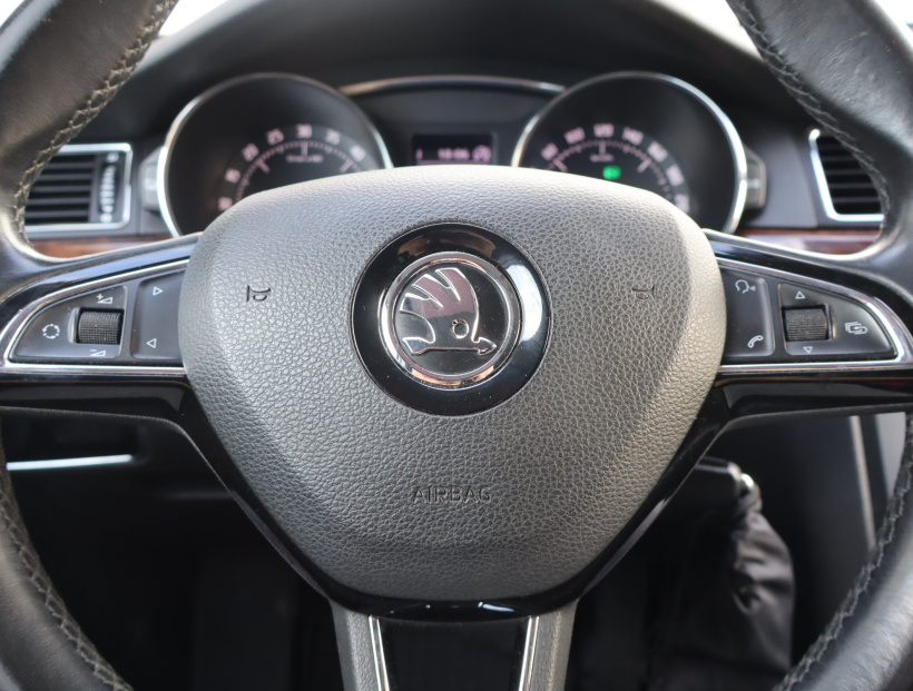 Škoda Superb, 2013