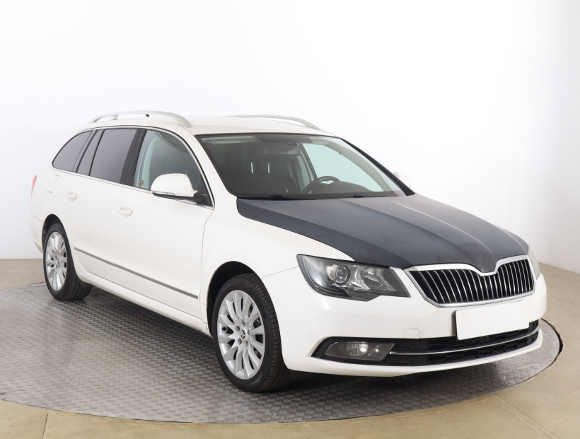 Škoda Superb, 2013
