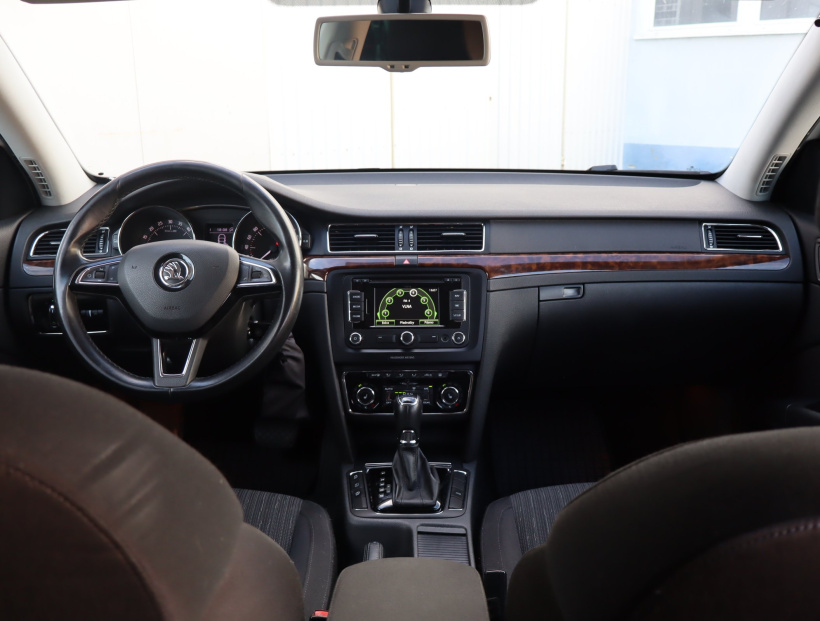 Škoda Superb, 2013