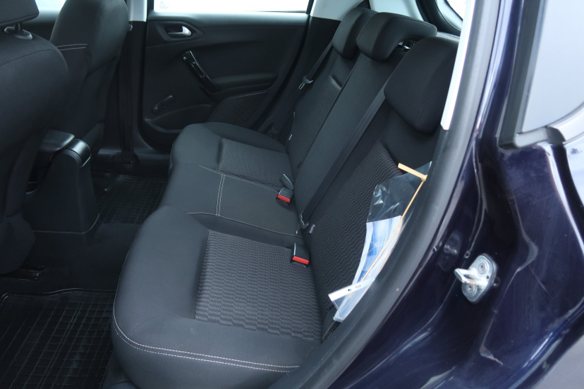 Peugeot 208, 2018