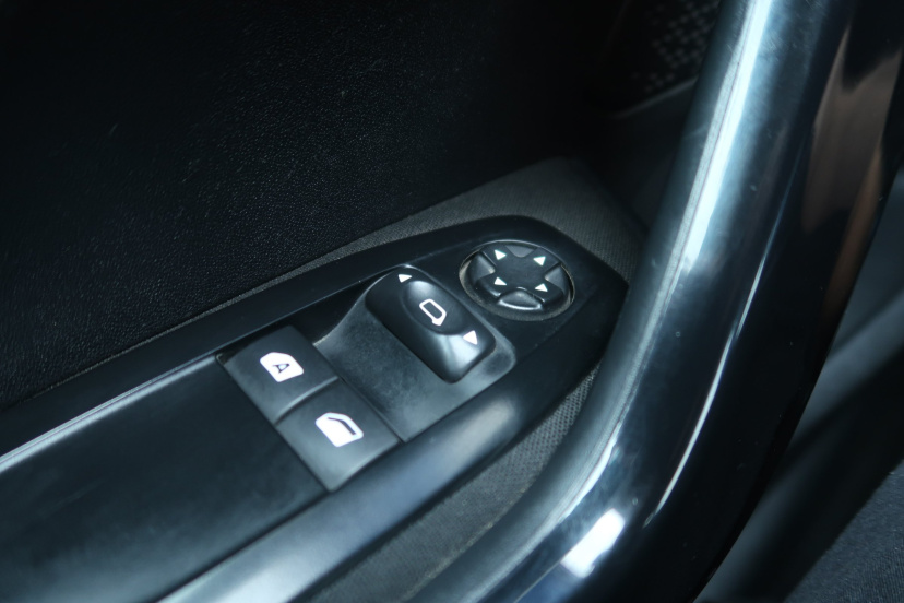 Peugeot 208, 2018