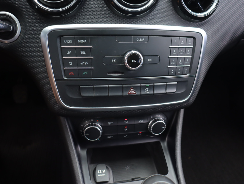 Mercedes-Benz A, 2016