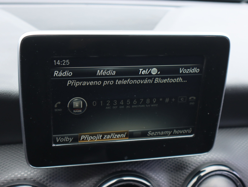 Mercedes-Benz A, 2016