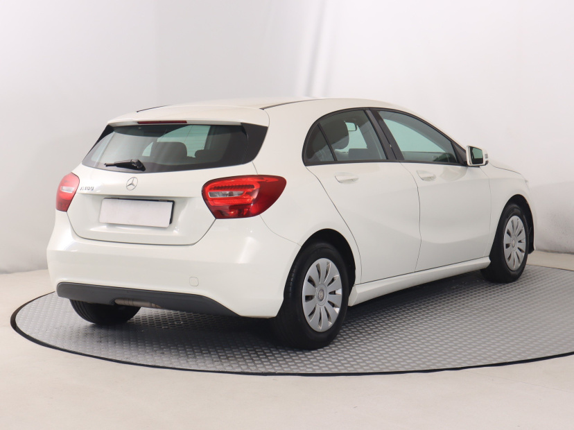 Mercedes-Benz A, 2016