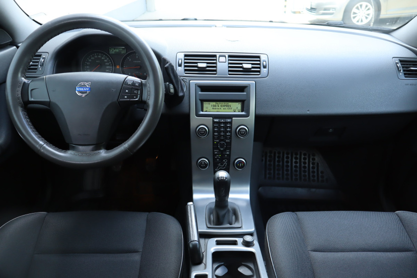 Volvo V50, 2009