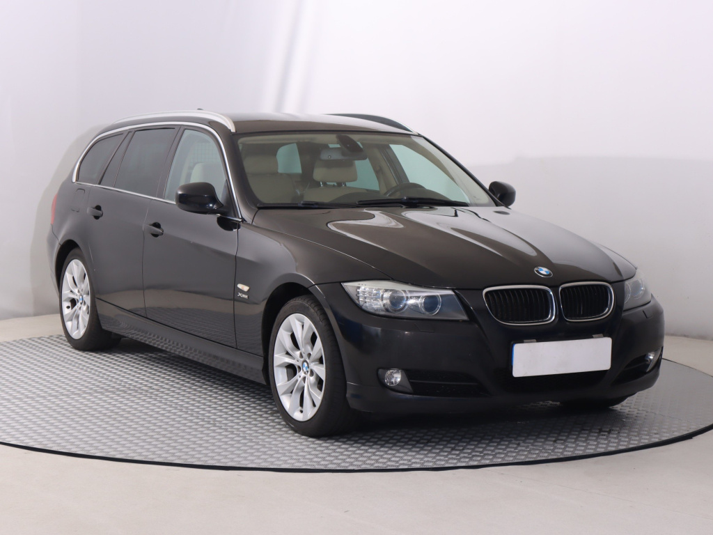 BMW 3, 2010