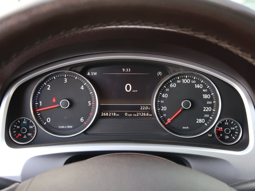 Volkswagen Touareg, 2012