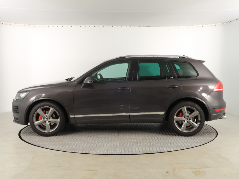 Volkswagen Touareg, 2012