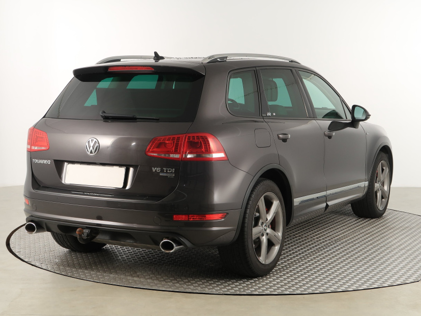 Volkswagen Touareg, 2012
