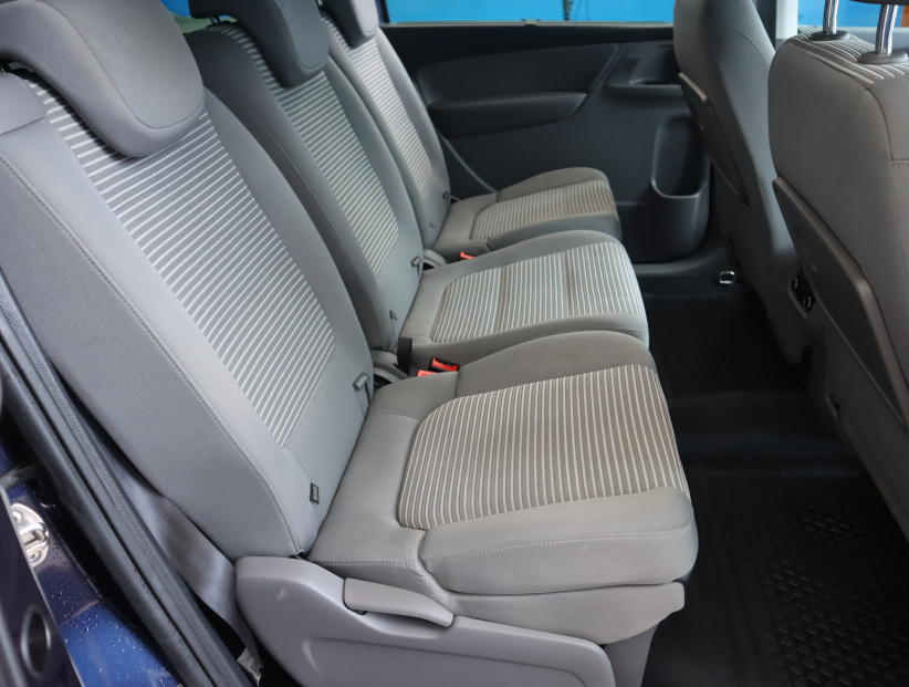 Seat Alhambra, 2014