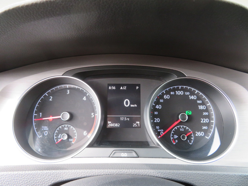 Volkswagen Golf, 2016