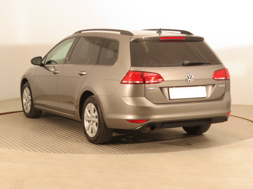 Volkswagen Golf, 2016