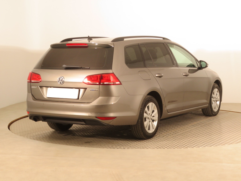 Volkswagen Golf, 2016