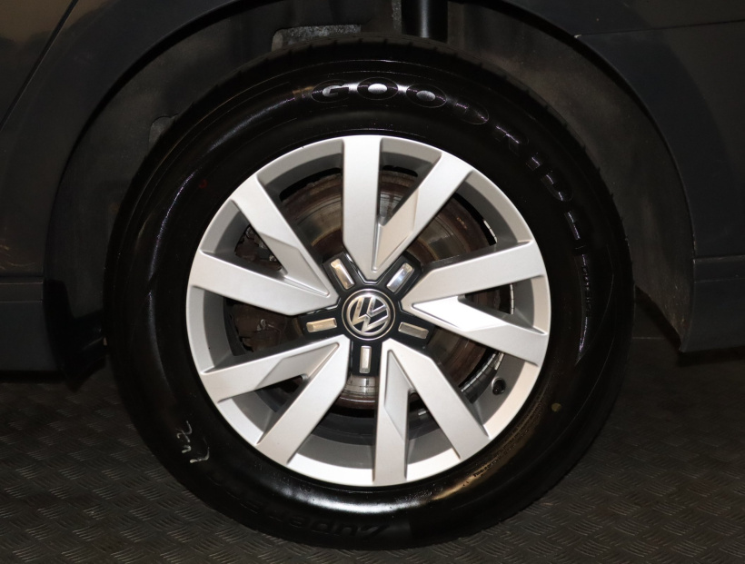 Volkswagen Passat, 2016
